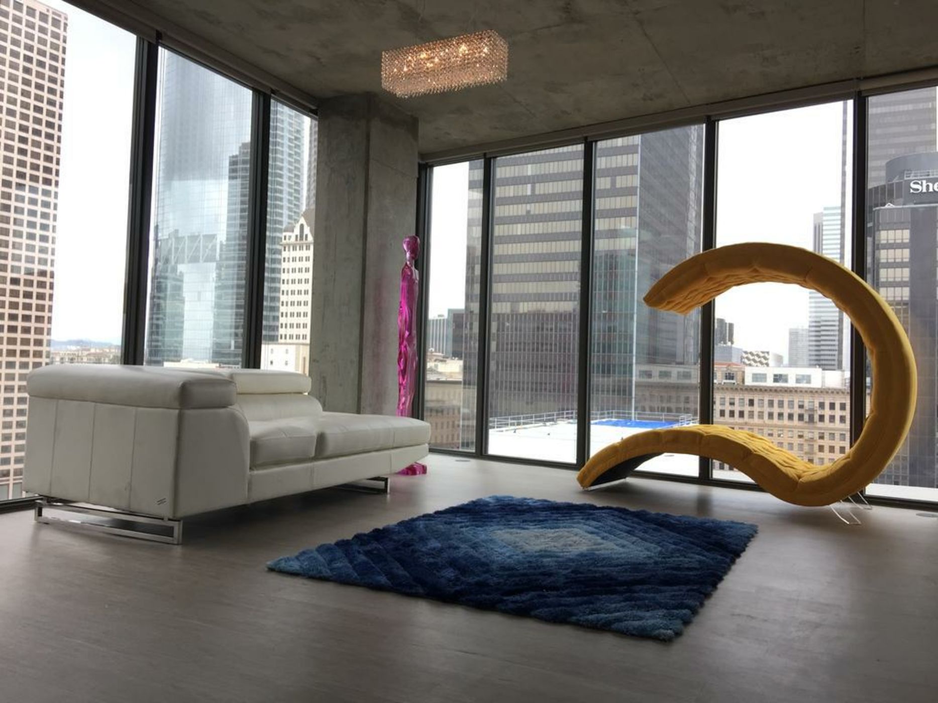 Downtown L.A. Luxury Suite