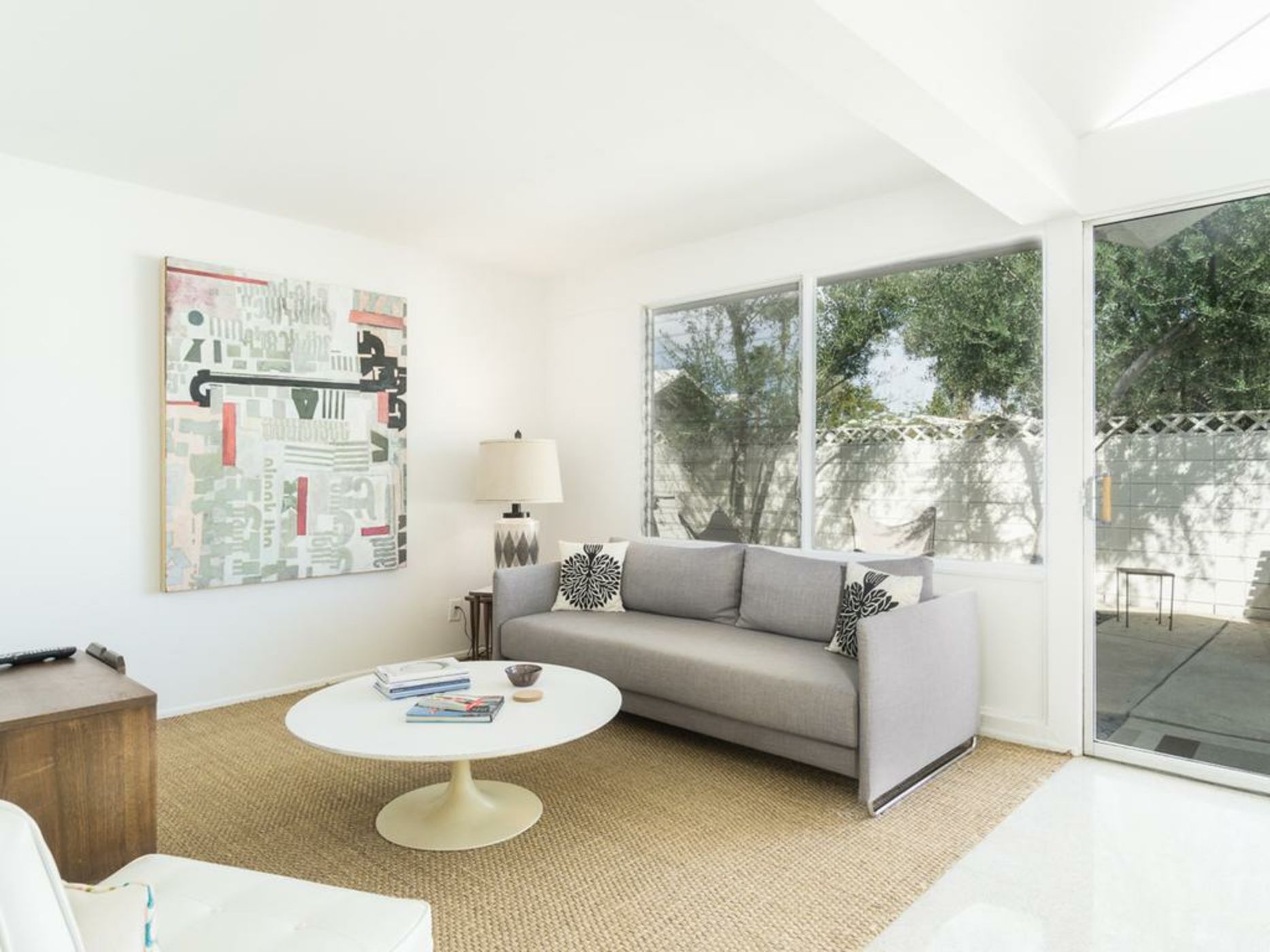 Modern 60s-Style Palm Springs Condo Condo