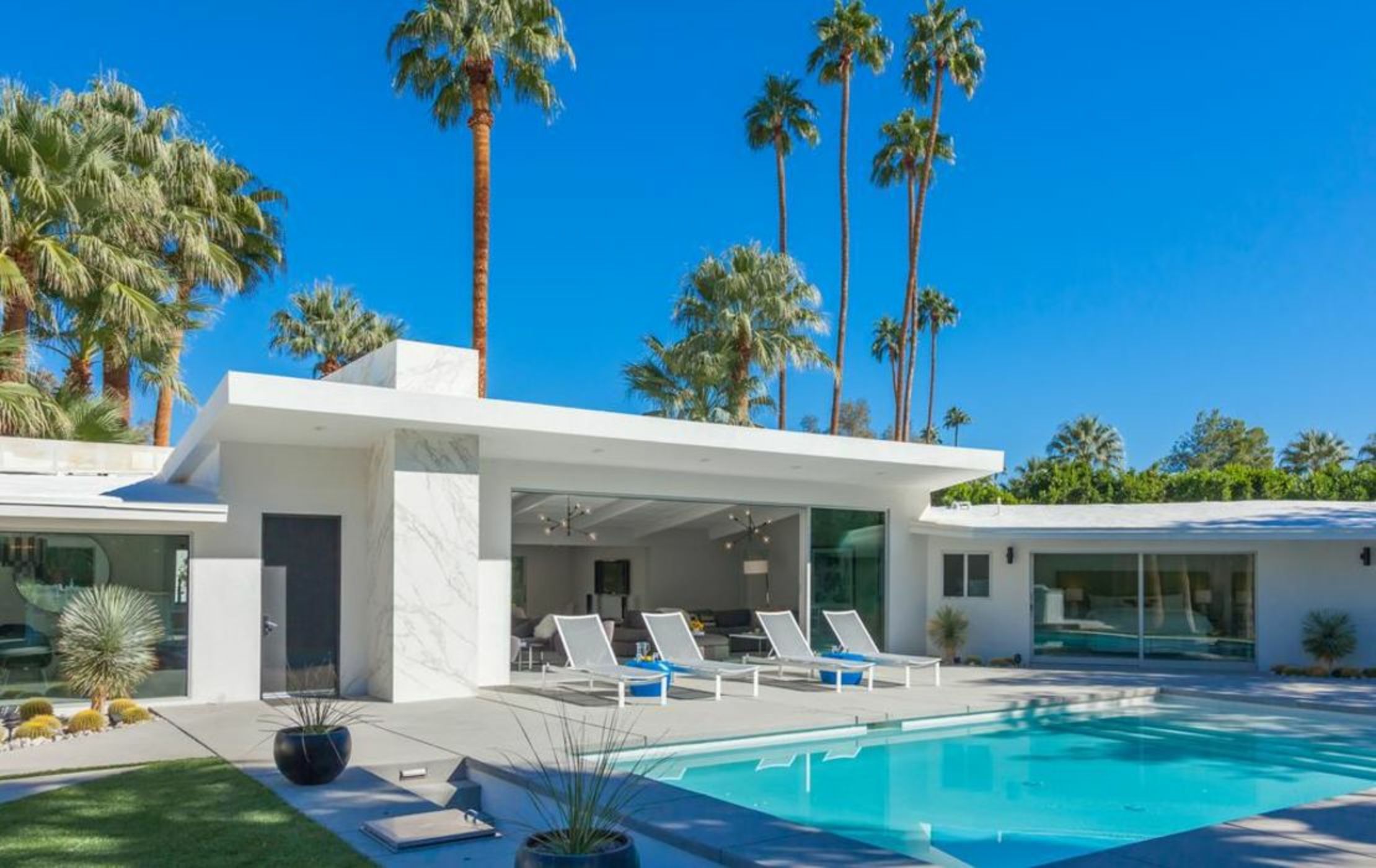 The Lawrence at Old Las Palmas