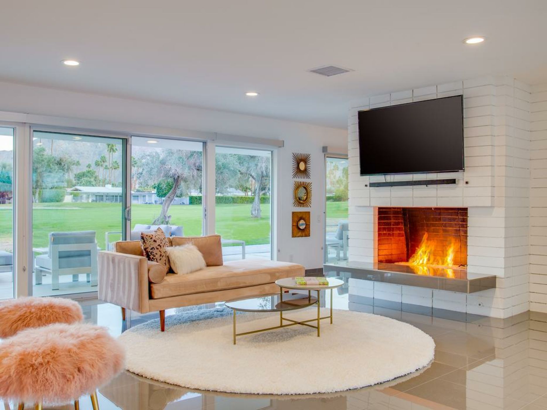 Pretty in Pink at Indian Canyons