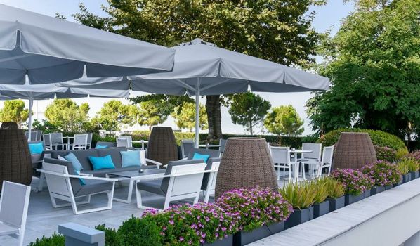 Makedonia Palace