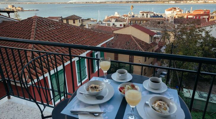 Leto Nuevo Hotel