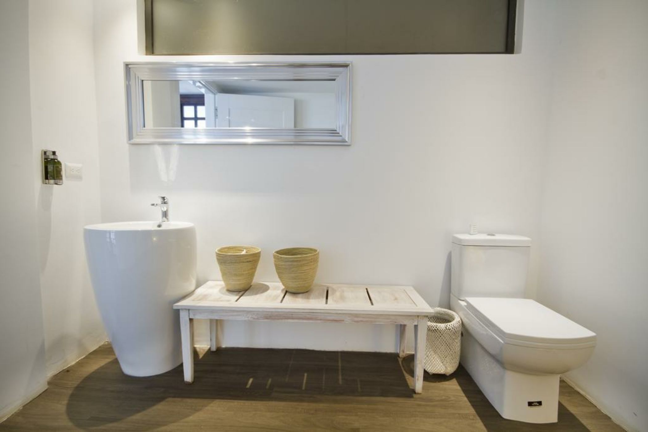 Golden Bay Hotel & Spa