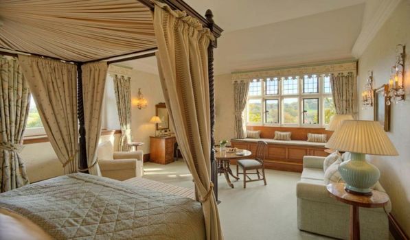Gravetye Manor