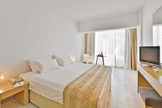 Napa Mermaid Hotel & Suites