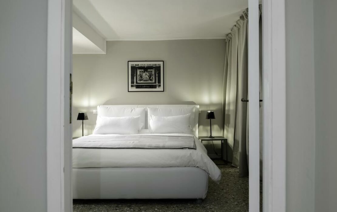 Joseph Apartments, a Design Boutique Hotel Venice, Italy