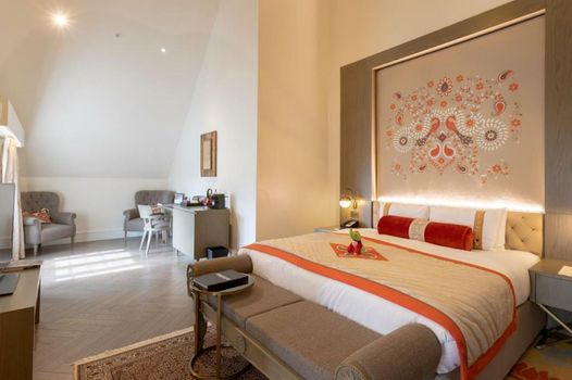 The LaLit London