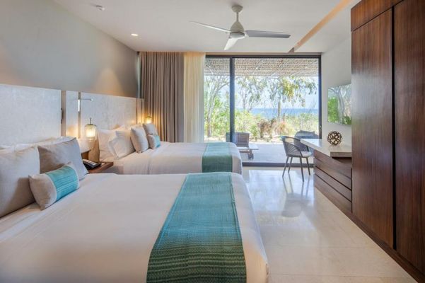 The Club at Solaz Luxury Villas