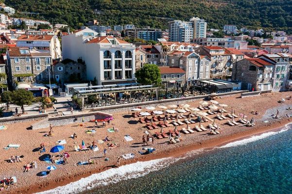 Hotel Riva by Aycon