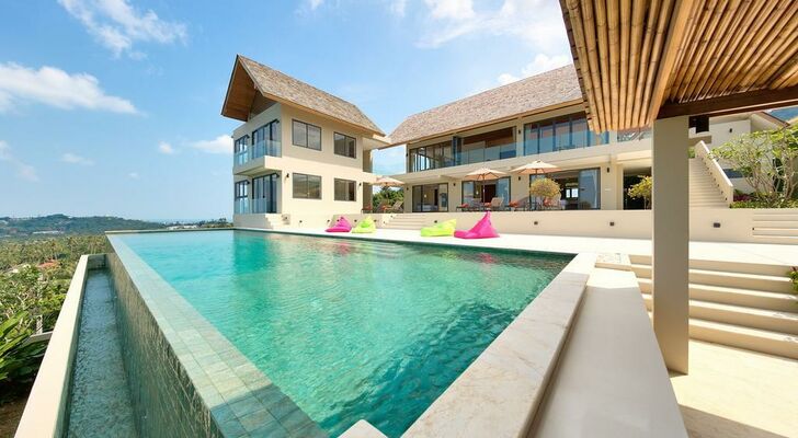 Nojoom Hills - Stylish 6 Bedroom Villa
