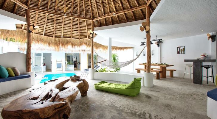 Eden Beach Villas