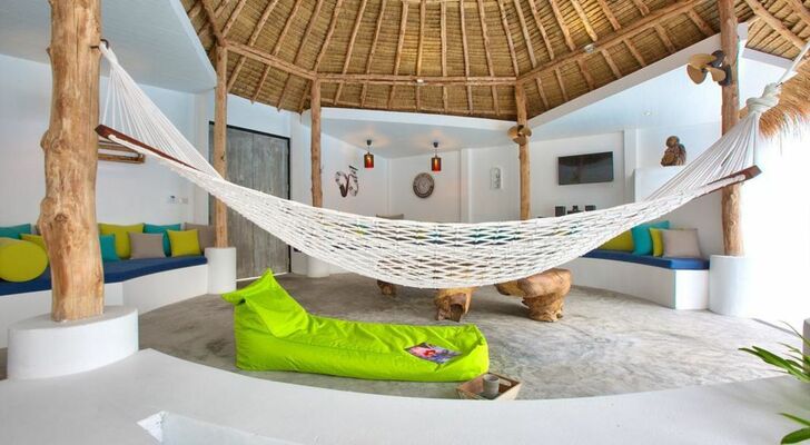 Eden Beach Villas