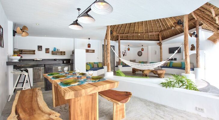 Eden Beach Villas