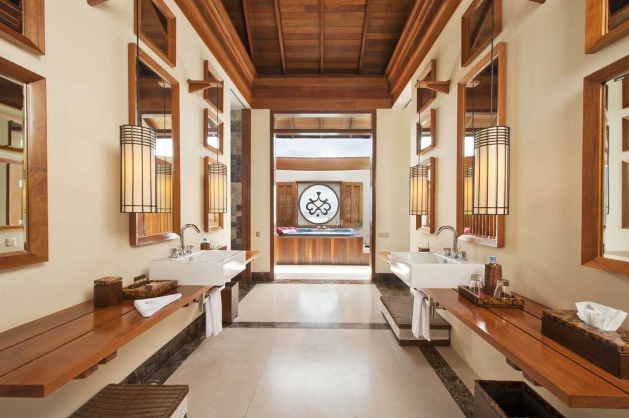 Paradise Island Resort & Spa