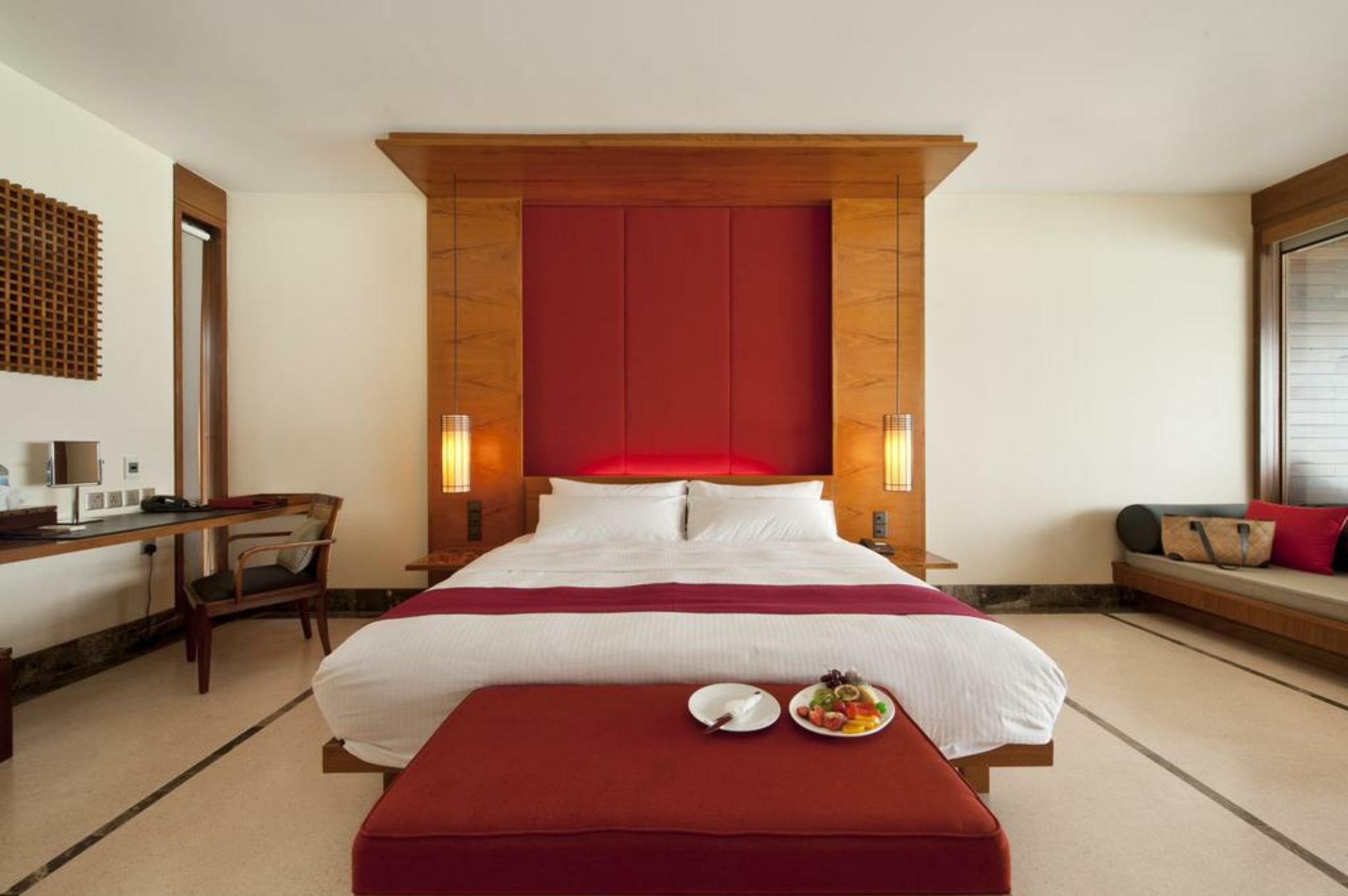 Paradise Island Resort & Spa