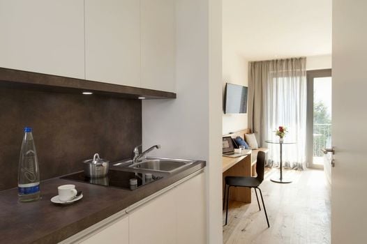 Hotel M120