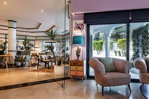 The Magnolia Hotel