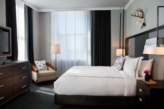 Kimpton Cardinal Hotel, an IHG Hotel