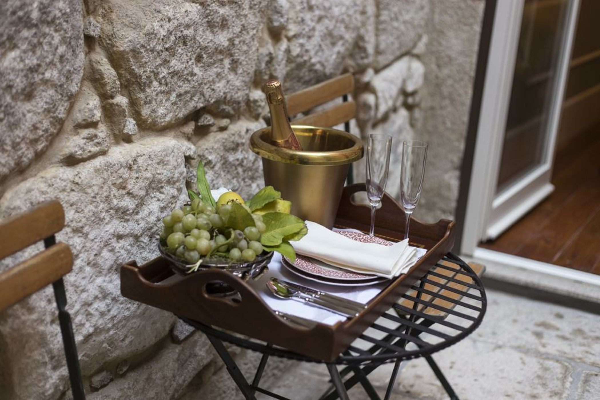 M Maison Particulière Porto