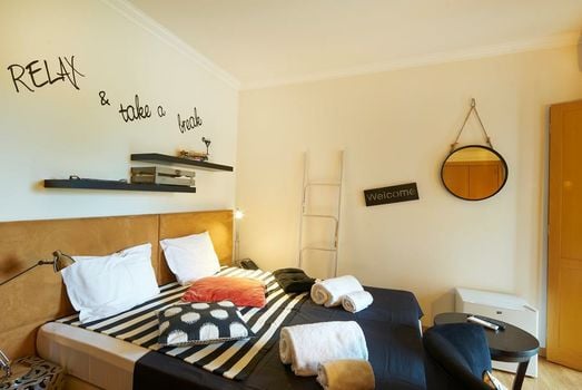 Torel Cliff Surf & Golf