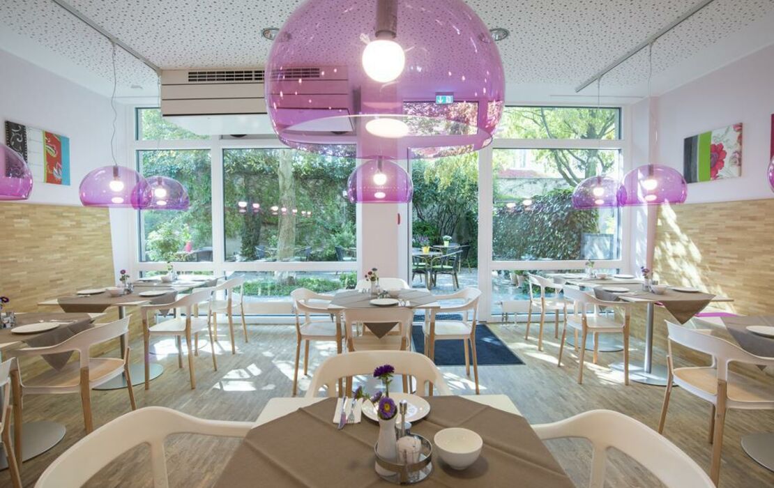 fab Hotel