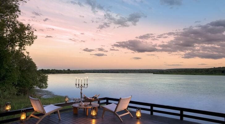 Royal Chundu River Lodge