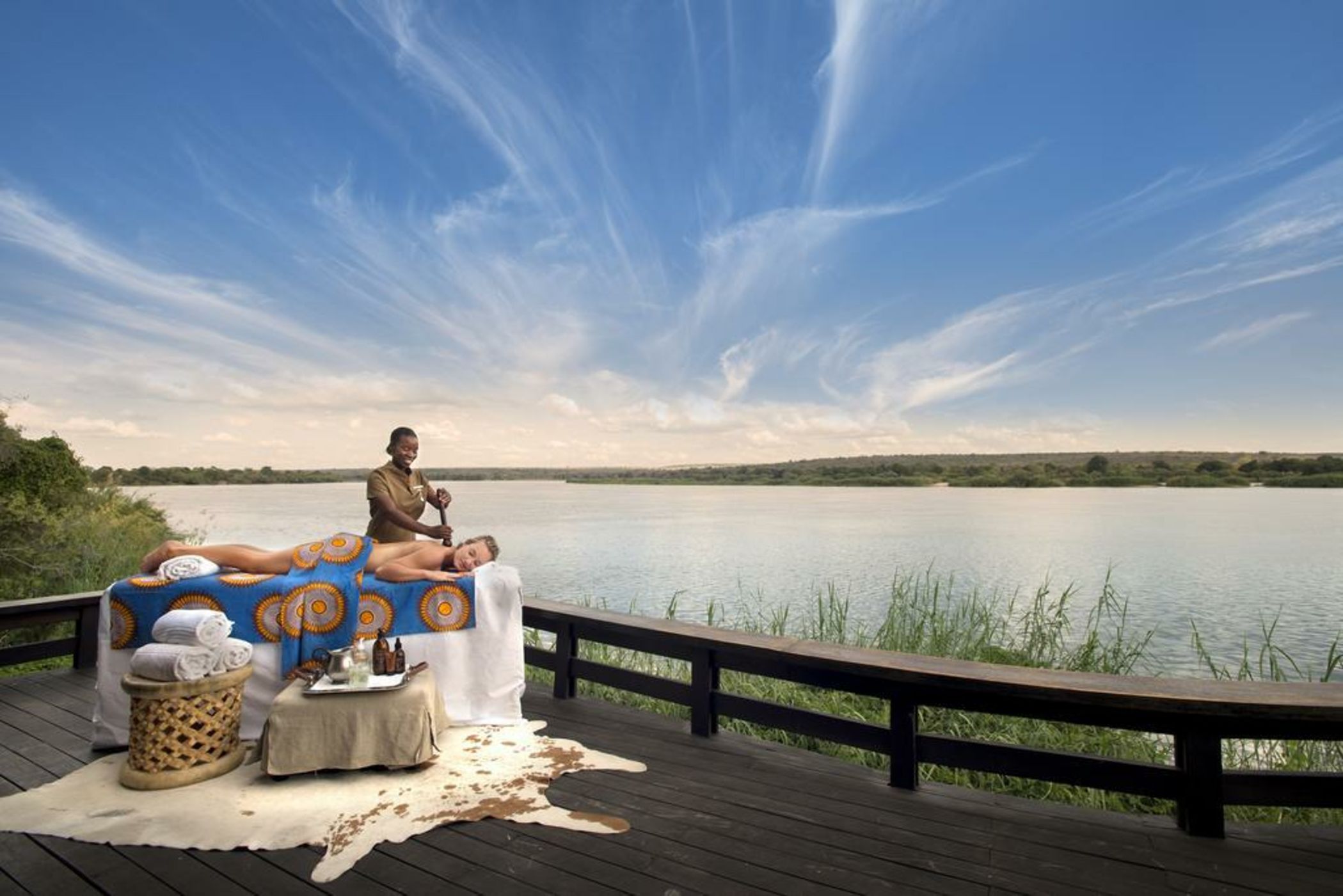 Royal Chundu River Lodge