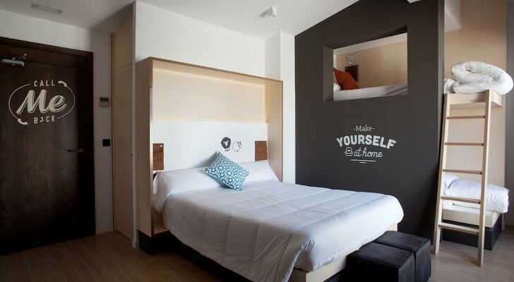 Toc Hostel Sevilla