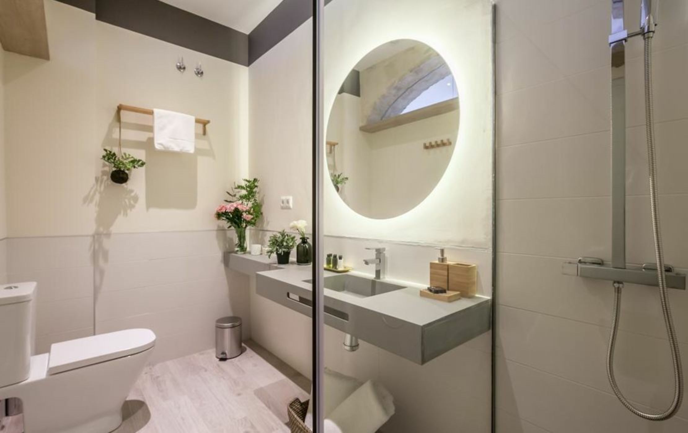 Tomas Ibarra Pool & Luxury