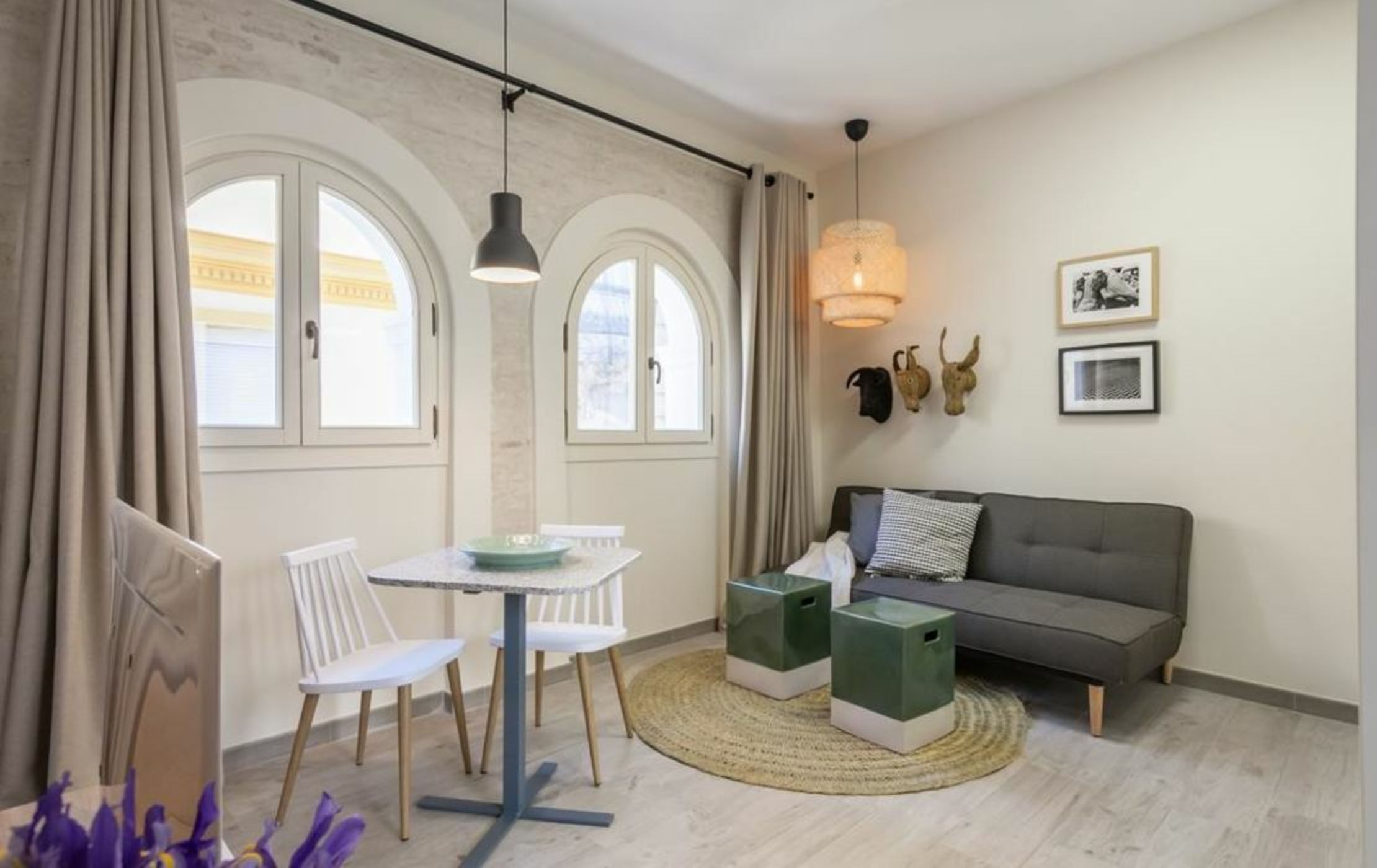 Tomas Ibarra Pool & Luxury