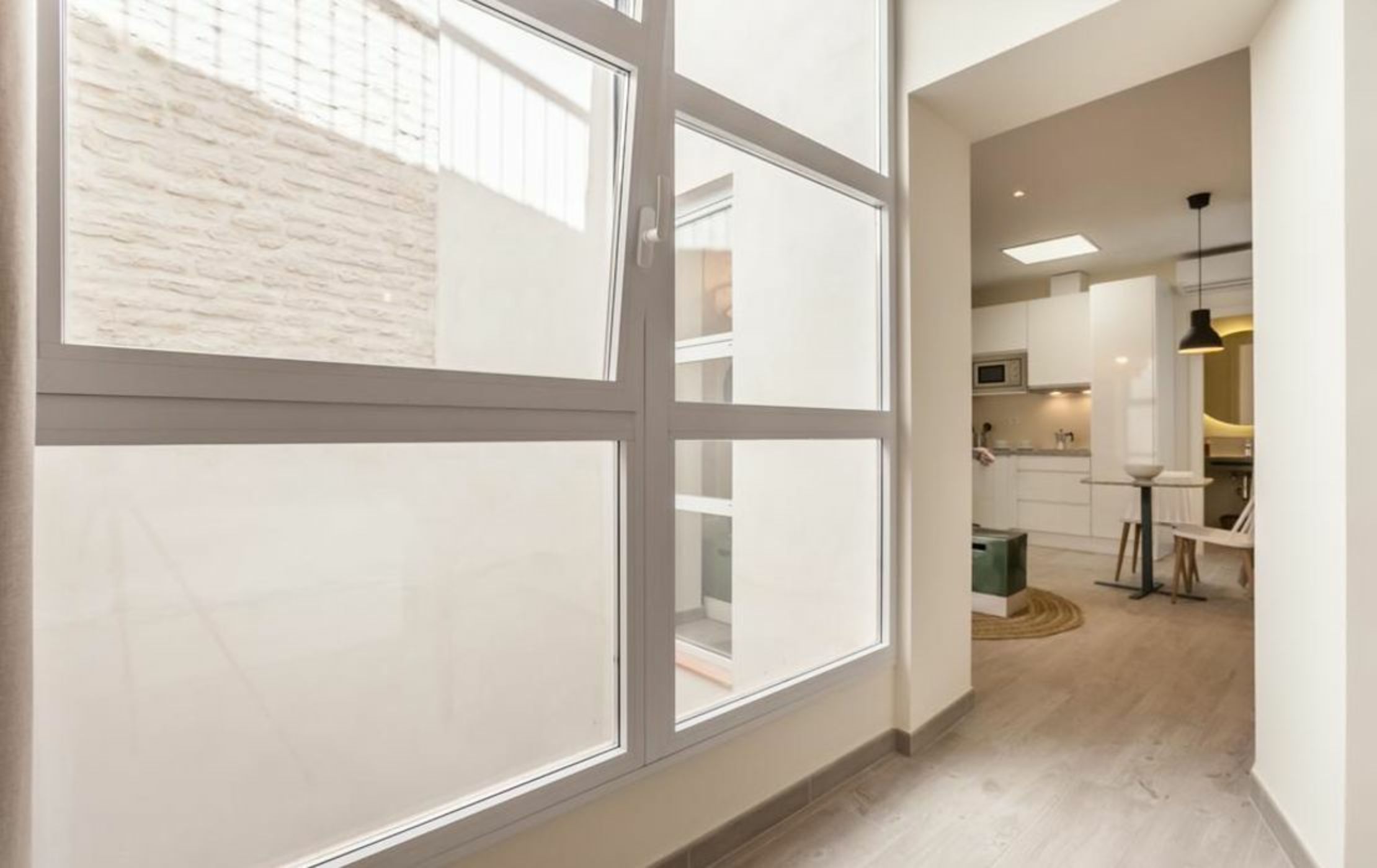 Tomas Ibarra Pool & Luxury