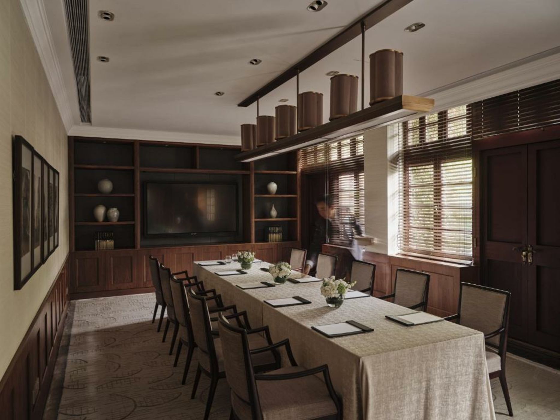 Capella Shanghai, Jian Ye Li