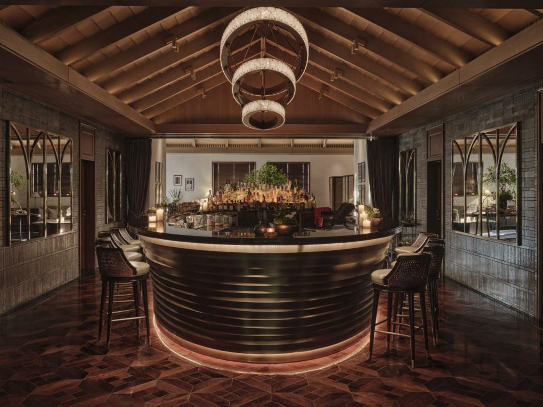 Capella Shanghai, Jian Ye Li