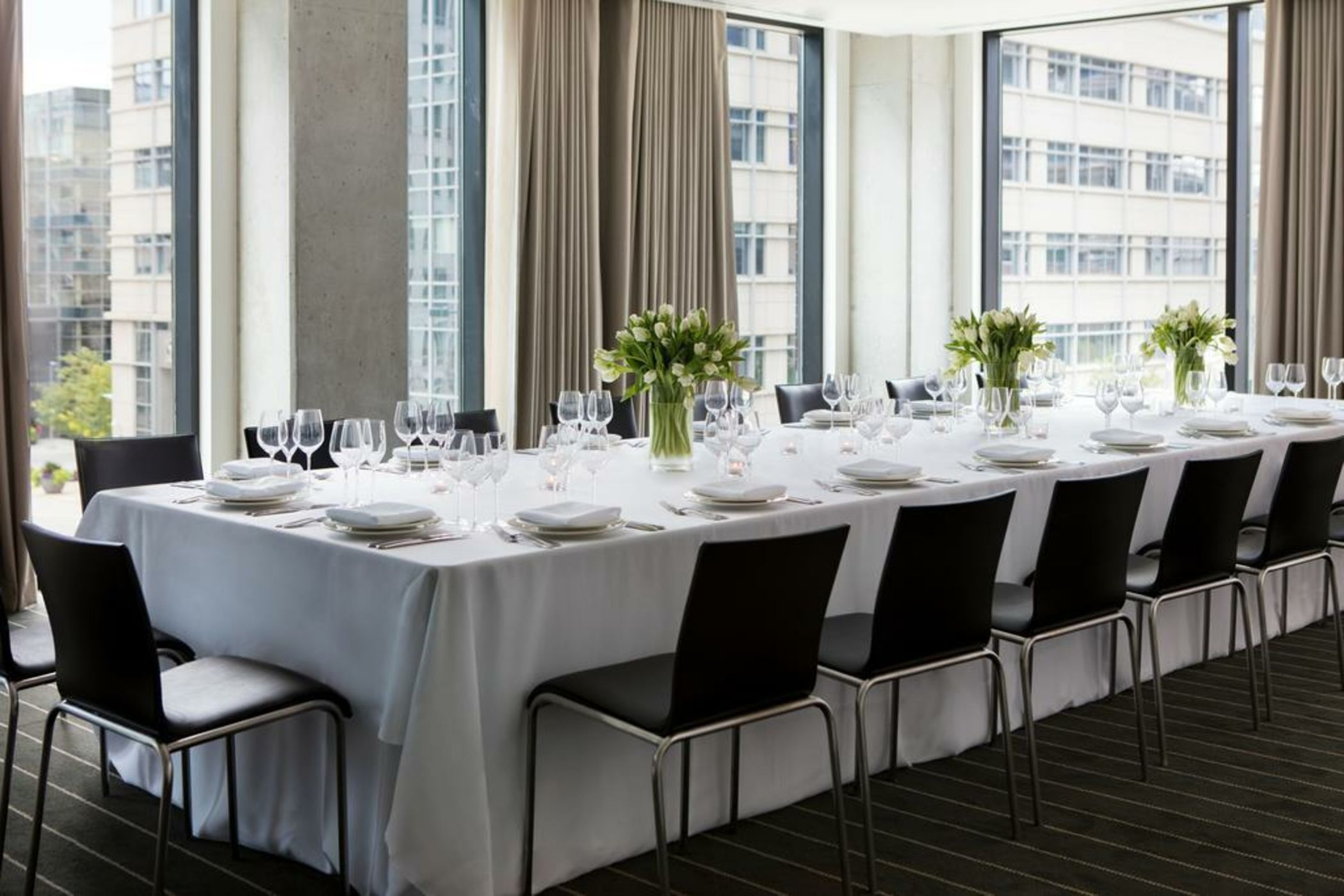 Kimpton Hotel Born, an IHG Hotel