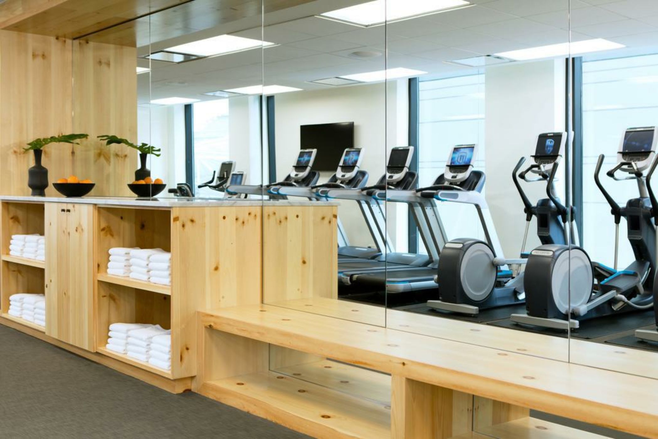 Kimpton Hotel Born, an IHG Hotel