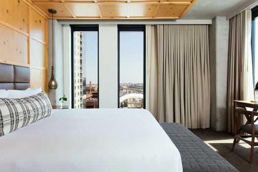 Kimpton Hotel Born, an IHG Hotel