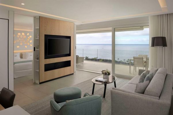 Royal Hideaway Corales Suites