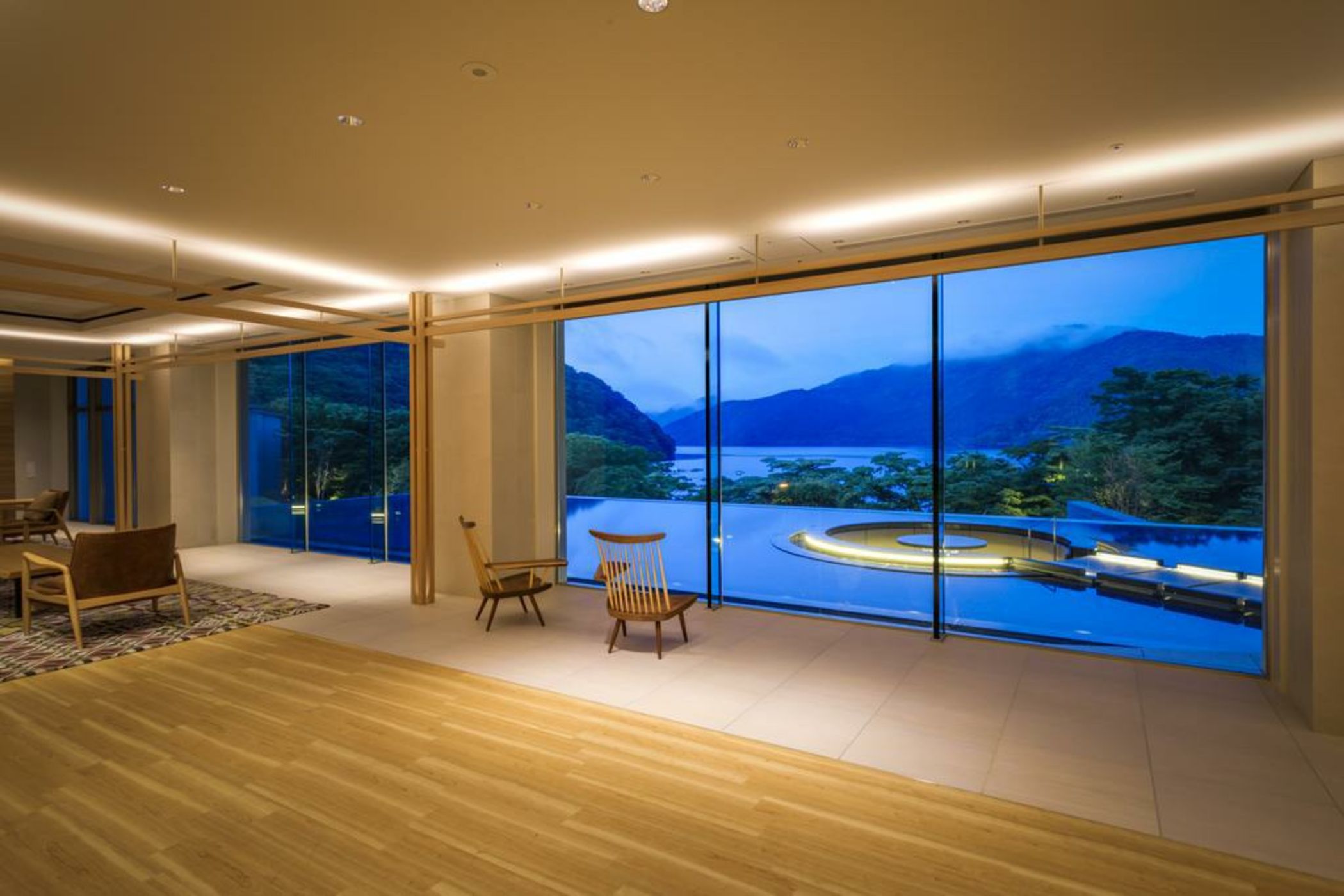 Hakone Ashinoko Hanaori