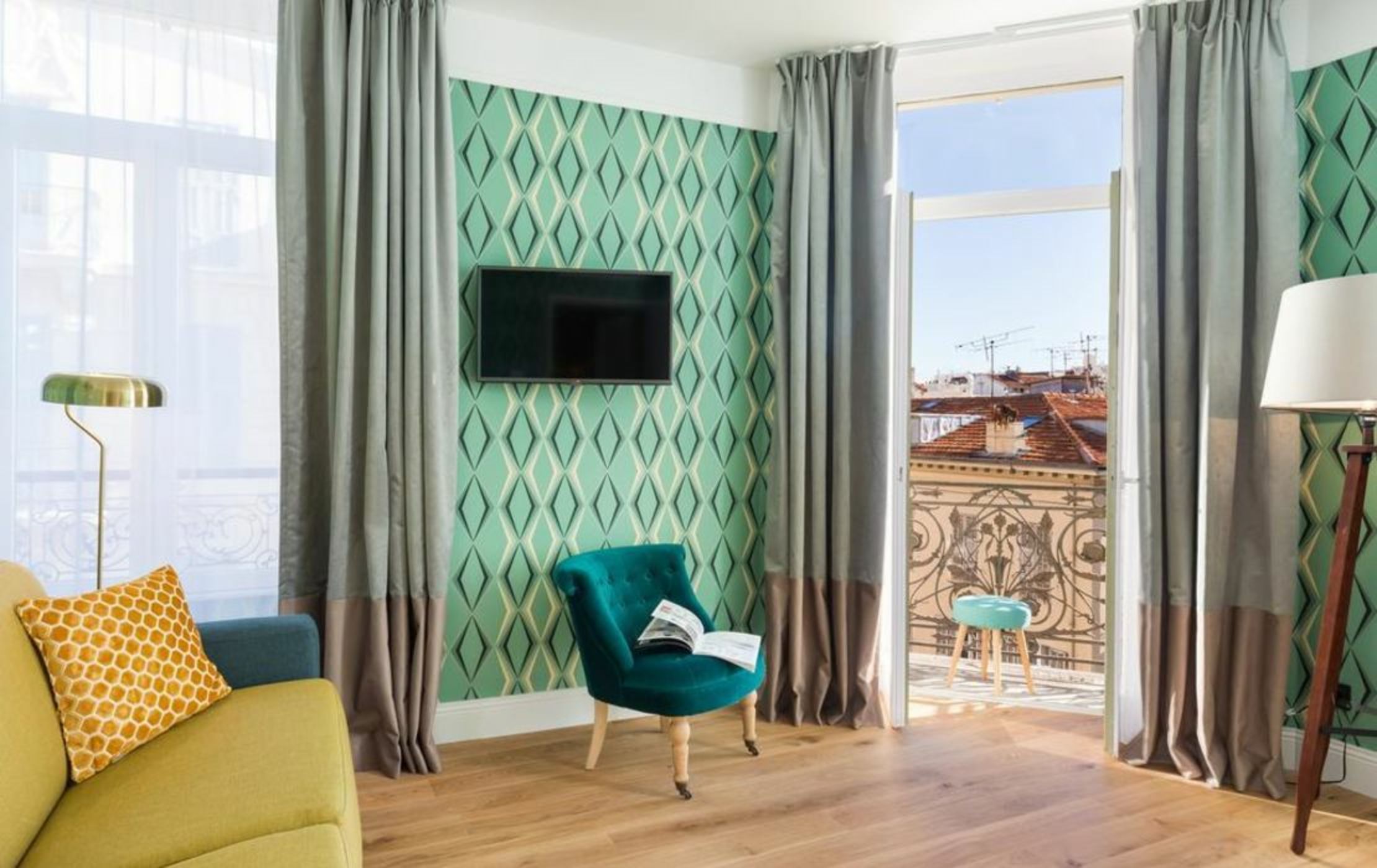 The Jay Hotel by HappyCulture