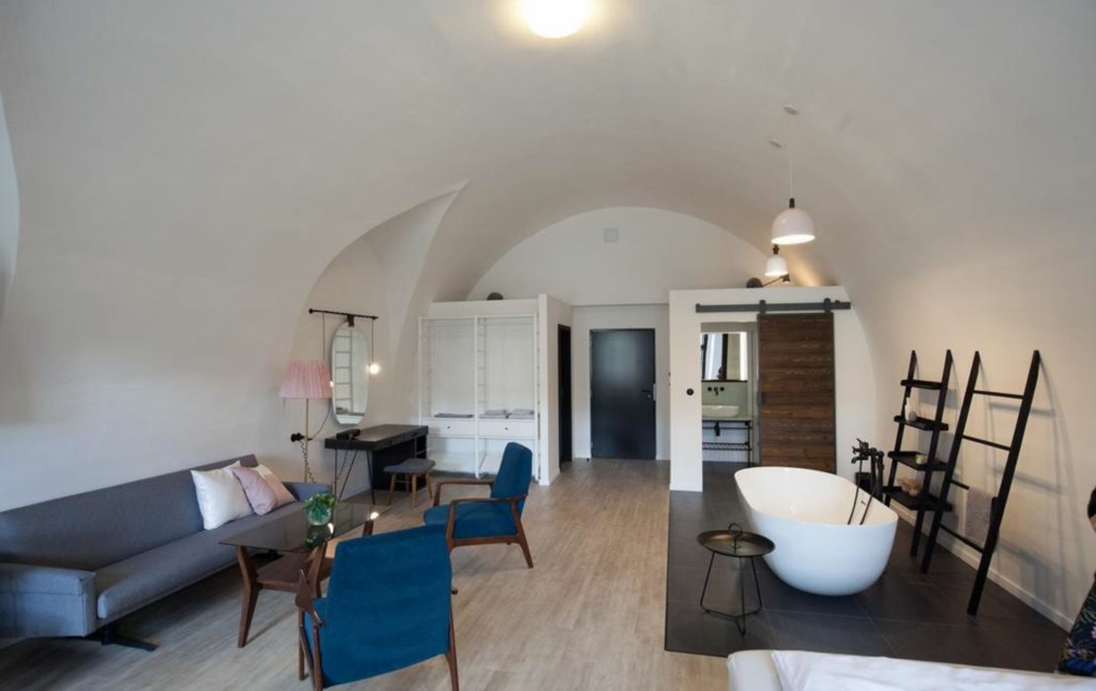 Long Story Short Hostel & Café