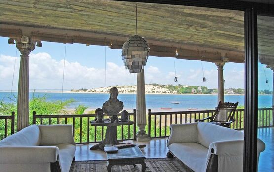 The Majlis Resort