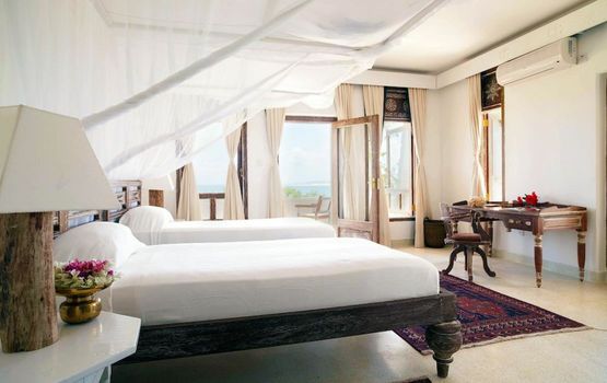 The Majlis Resort