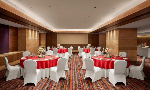Grand Hyatt Mumbai Hotel and Residences