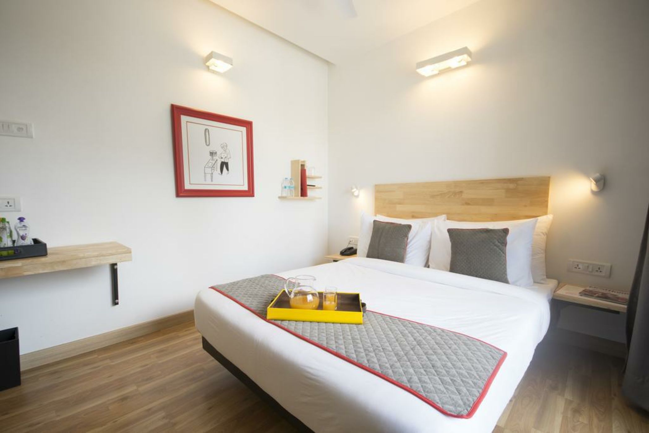 OYO Townhouse 021 Bombay Exhibition Centre