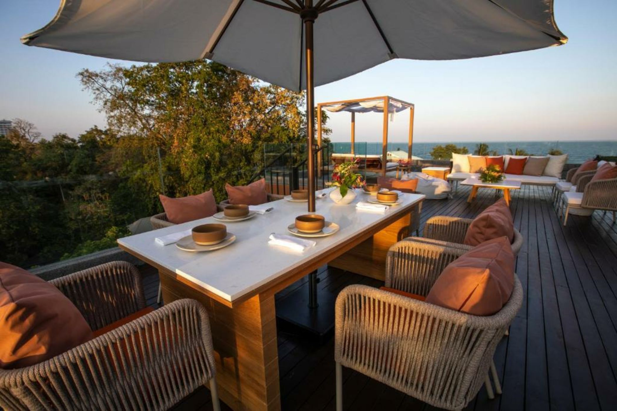 Cape Nidhra Hotel - SHA Extra Plus