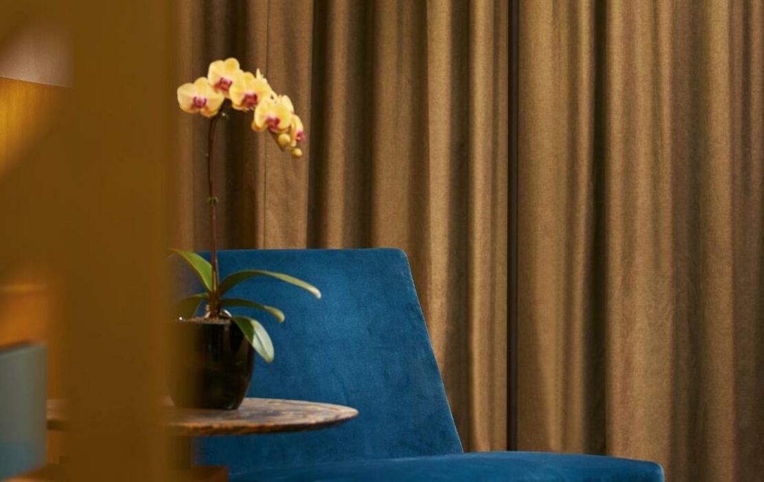 Oasia Hotel Downtown, Singapore by Far East Hospitality