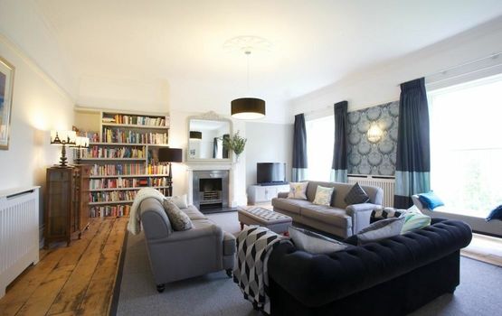 Ravenhurst Bed and Breakfast