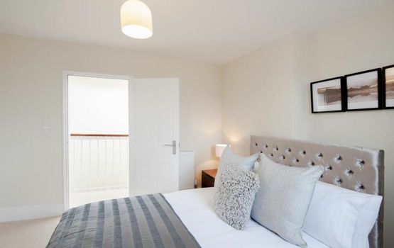 Executive 2 Bedroom Apartment