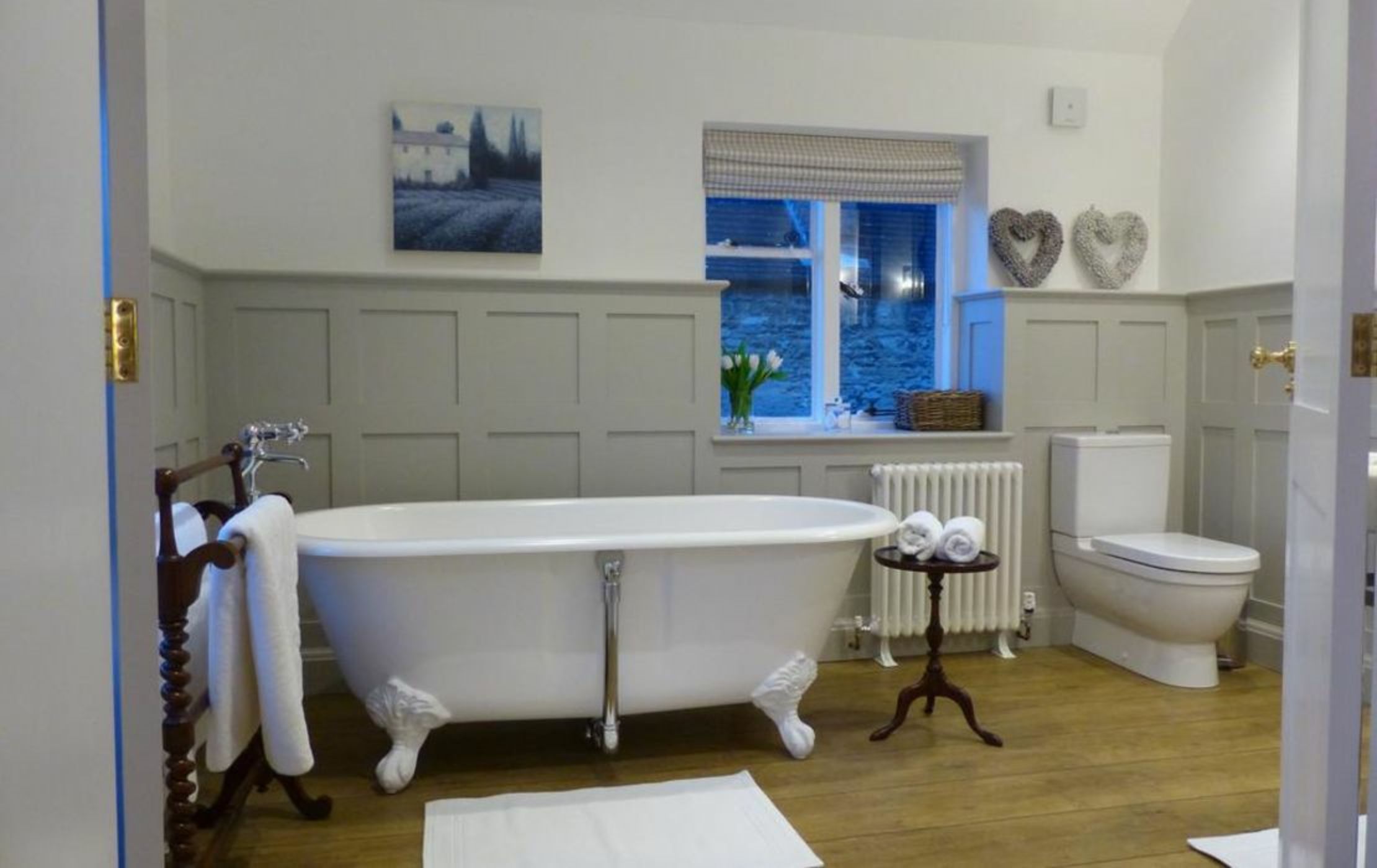 B and B at Witney House