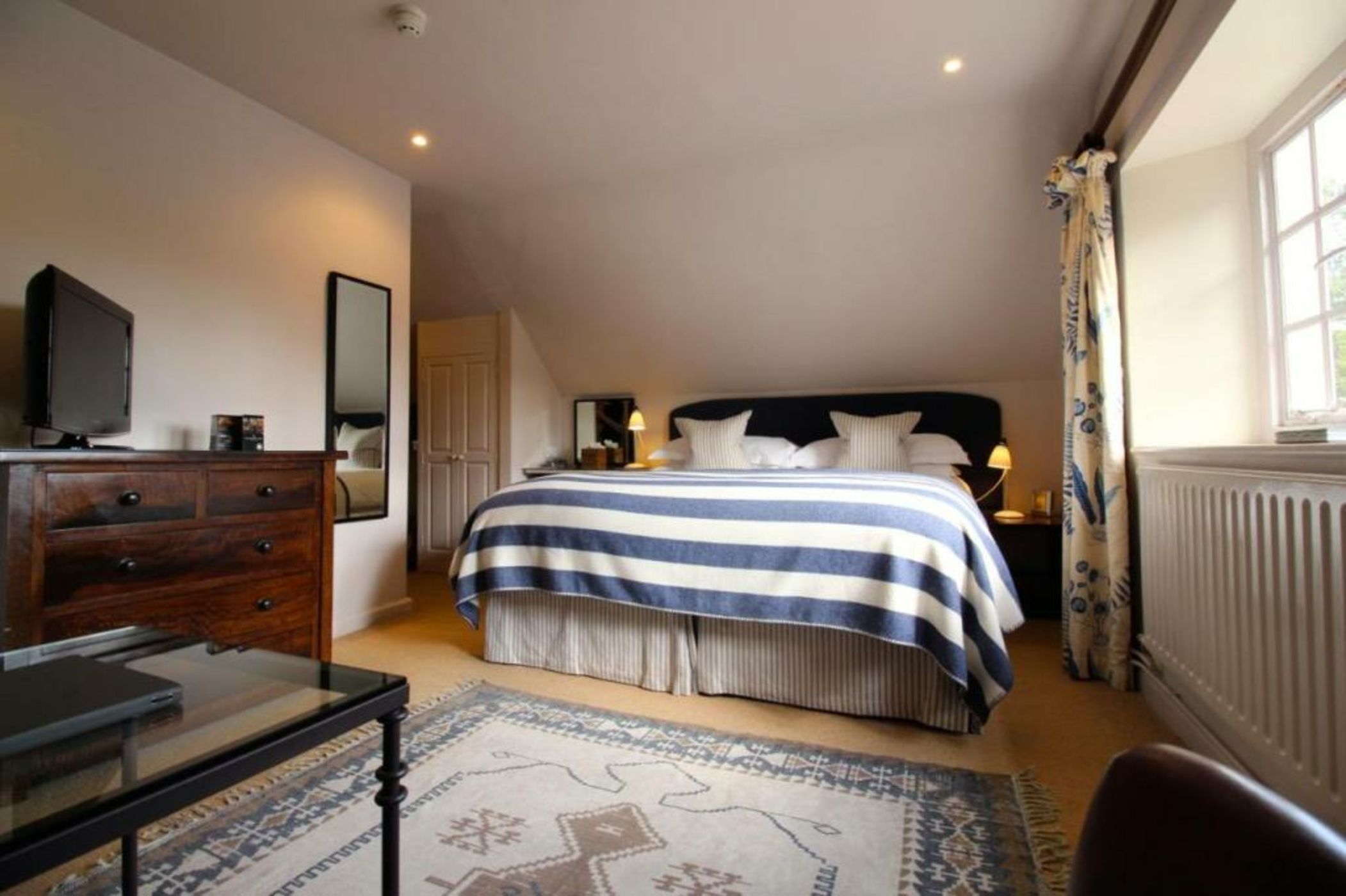 The Hare & Hounds Hotel